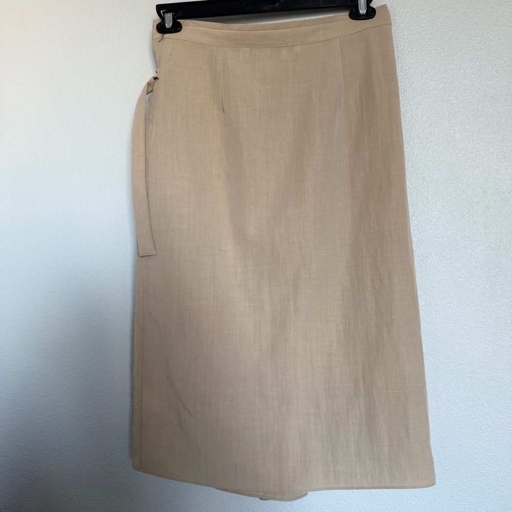 Vince Asymmetrical Beige Skirt - Picture 7 of 10